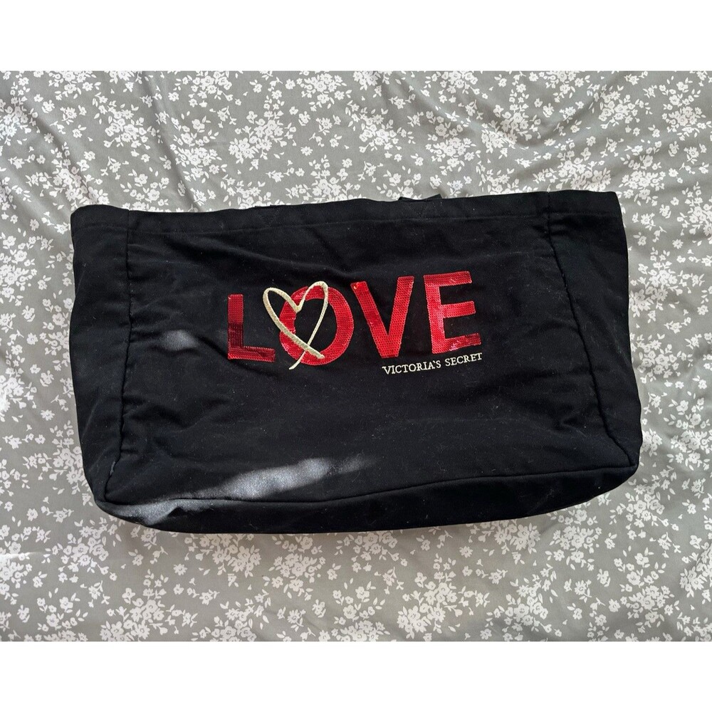 Victoria's Secret Black Women's Tote Bag Sequin LOVE Heart, Lined, Pockets